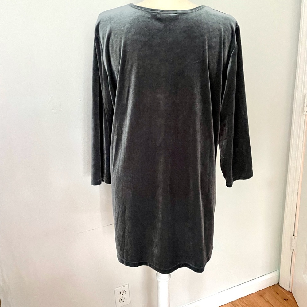 Bundle of two top size L - Picture 9 of 13